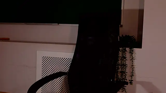 ClaireMathis online show from 06/03/26, 02:33