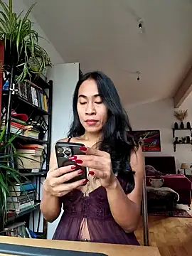 Snapshot of bianca_bellamy chatting on 10/14/25, 06:47 bianca bellamy online show from 10/14/25, 06:47