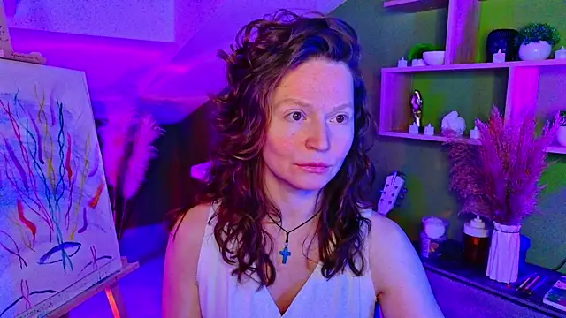 AuroraBorealis   online show from 12/14/25, 07:03