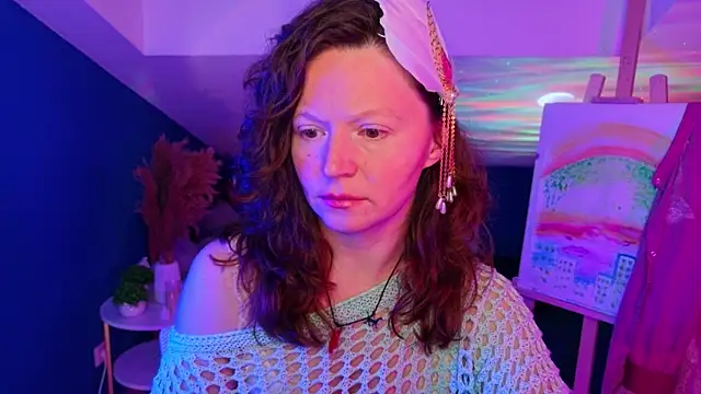 AuroraBorealis   online show from 11/30/25, 06:36