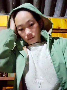 gio-thu online show from 11/30/25, 11:27