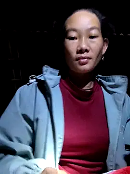 gio-thu online show from 11/11/25, 12:49