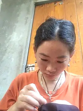 gio-thu online show from 03/25/26, 02:33