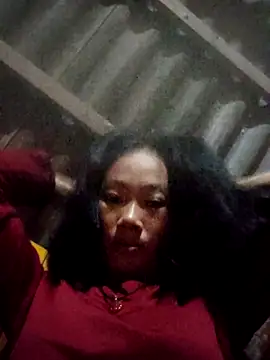 gio-thu online show from 10/15/25, 11:13