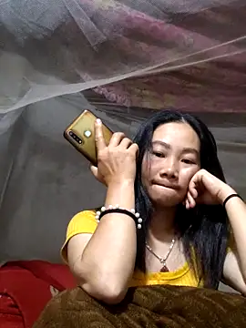Snapshot of gio-thu chatting on 05/08/26, 01:26 gio-thu online show from 05/08/26, 01:26
