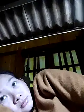 gio-thu online show from 12/19/25, 05:54