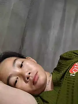 Snapshot of gio-thu chatting on 08/02/26, 11:35 gio-thu online show from 08/02/26, 11:35
