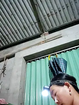 gio-thu online show from 04/15/26, 01:26