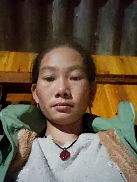 gio-thu online show from 10/22/25, 01:54