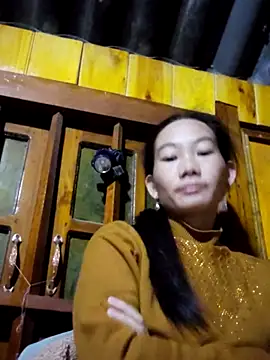 gio-thu online show from 11/12/25, 02:21