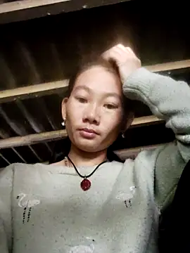 gio-thu online show from 10/26/25, 02:34