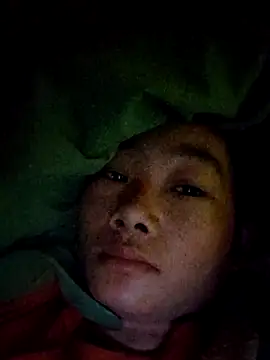 gio-thu online show from 12/17/25, 02:16