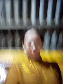 gio-thu online show from 11/26/25, 12:49