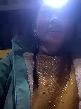 gio-thu online show from 11/28/25, 06:41