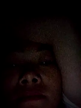 Snapshot of gio-thu chatting on 05/20/26, 02:36 gio-thu online show from 05/20/26, 02:36