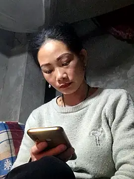 gio-thu online show from 01/12/26, 05:42