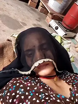 Snapshot of DirtybhabhiGoal chatting on 04/14/26, 04:06 DirtybhabhiGoal online show from 04/14/26, 04:06