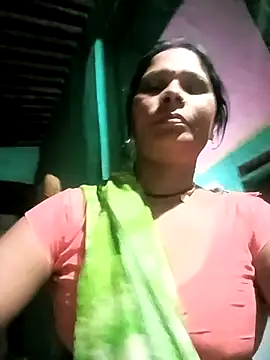 Snapshot of Rt_shreya chatting on 05/05/26, 05:38 Rt shreya online show from 05/05/26, 05:38