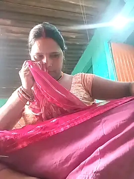 Snapshot of Rt_shreya chatting on 05/04/26, 12:47 Rt shreya online show from 05/04/26, 12:47
