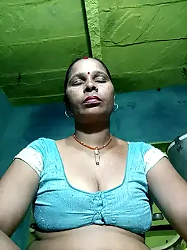 Rt shreya online show from 10/19/25, 04:10