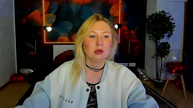 scent  of woman online show from 05/18/26, 01:28