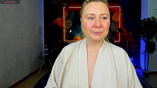 scent  of woman online show from 03/01/26, 01:49