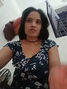 Snapshot of Cuty_tanya chatting on 06/20/26, 05:40 Cuty tanya online show from 06/20/26, 05:40