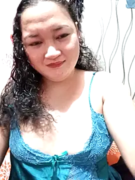 sweetannie13 online show from 11/24/25, 09:04