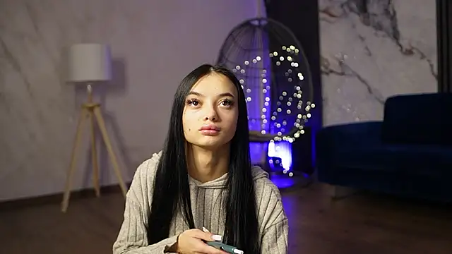 RachelRavee online show from 01/06/26, 05:22