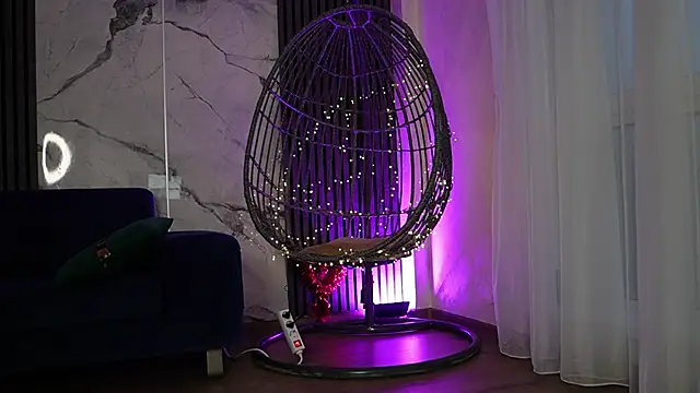 Snapshot of RachelRavee chatting on 11/16/25, 05:12 RachelRavee online show from 11/16/25, 05:12