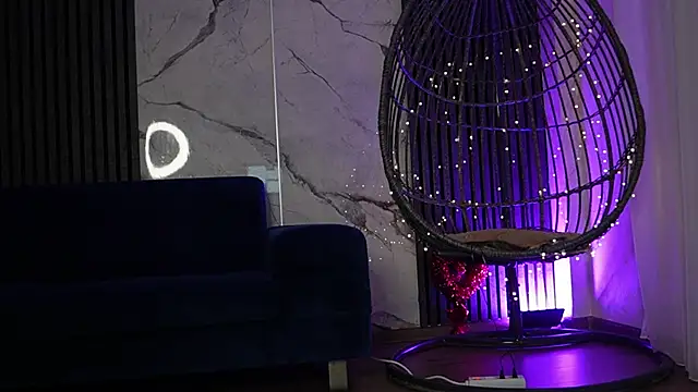 Snapshot of RachelRavee chatting on 12/01/25, 05:19 RachelRavee online show from 12/01/25, 05:19