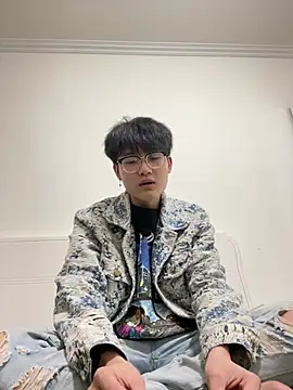 KK-cuteboy online show from 04/28/26, 11:36
