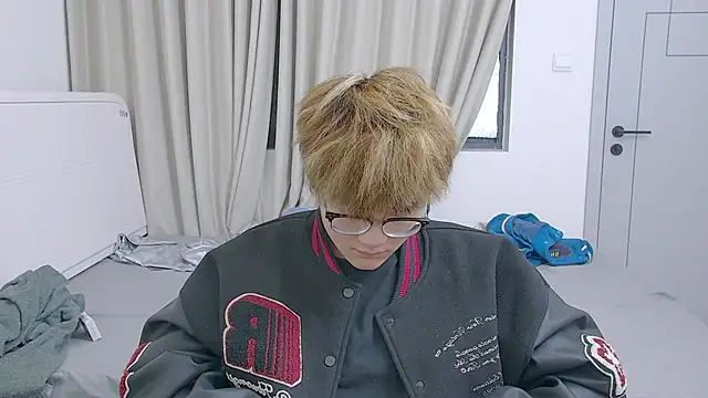 Snapshot of KK-cuteboy chatting on 04/05/26, 06:42 KK-cuteboy online show from 04/05/26, 06:42