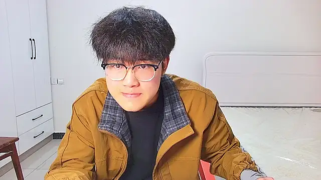 KK-cuteboy online show from 05/07/26, 12:30