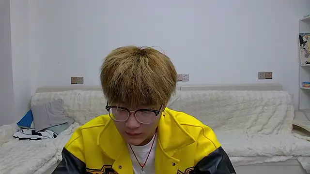 Snapshot of KK-cuteboy chatting on 02/18/26, 11:17 KK-cuteboy online show from 02/18/26, 11:17