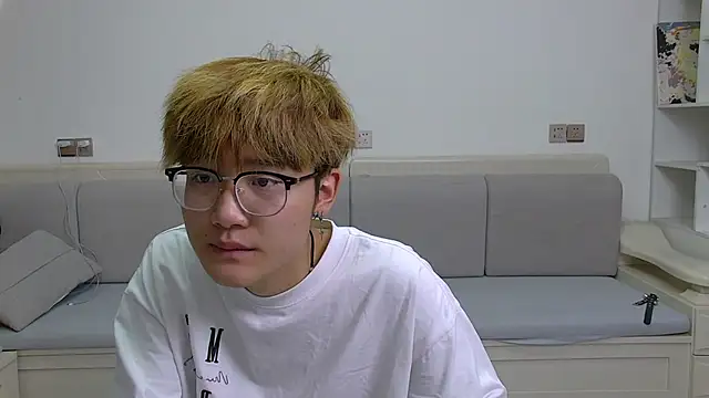 Snapshot of KK-cuteboy chatting on 03/29/26, 11:34 KK-cuteboy online show from 03/29/26, 11:34