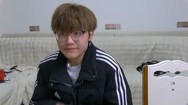 Snapshot of KK-cuteboy chatting on 02/03/26, 10:53 KK-cuteboy online show from 02/03/26, 10:53