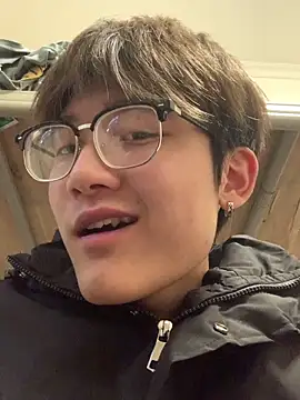 KK-cuteboy online show from 11/29/25, 10:04