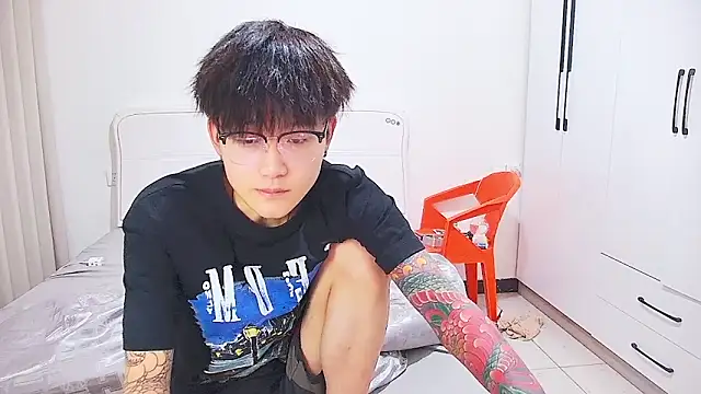 Snapshot of KK-cuteboy chatting on 06/12/26, 05:16 KK-cuteboy online show from 06/12/26, 05:16