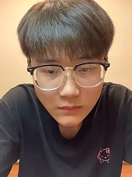 Snapshot of KK-cuteboy chatting on 10/08/25, 02:07 KK-cuteboy online show from 10/08/25, 02:07