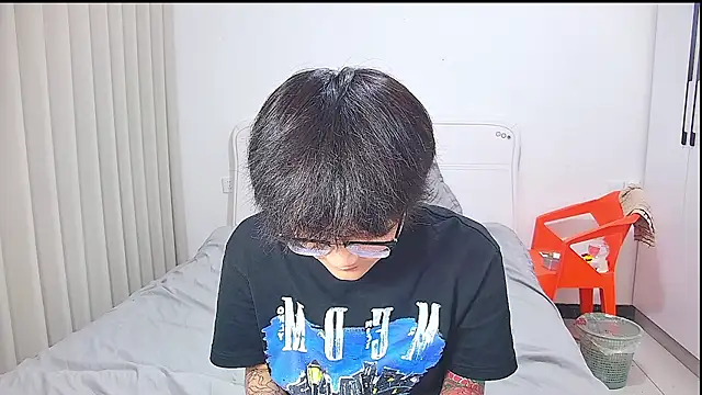KK-cuteboy online show from 05/27/26, 01:18