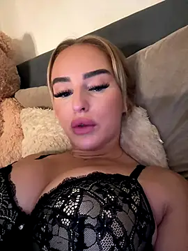 Snapshot of spicycharxx chatting on 10/30/25, 12:09 spicycharxx online show from 10/30/25, 12:09