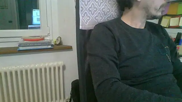 Snapshot of Kawayleo chatting on 02/14/26, 04:51 Kawayleo online show from 02/14/26, 04:51