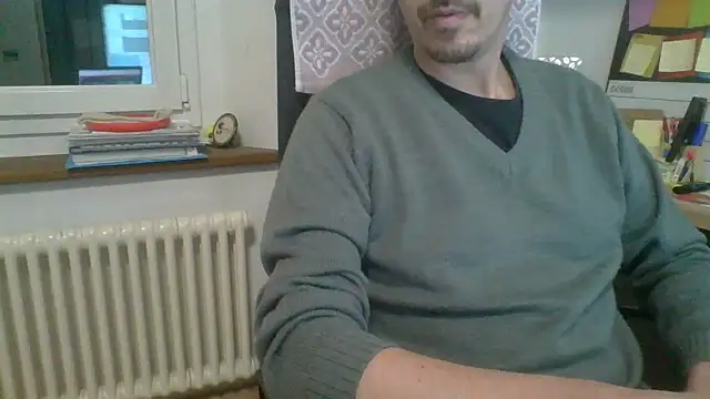 Snapshot of Kawayleo chatting on 03/02/26, 09:27 Kawayleo online show from 03/02/26, 09:27