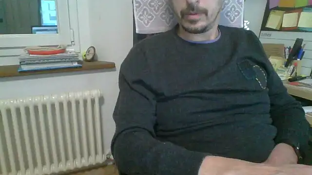 Snapshot of Kawayleo chatting on 02/10/26, 10:14 Kawayleo online show from 02/10/26, 10:14