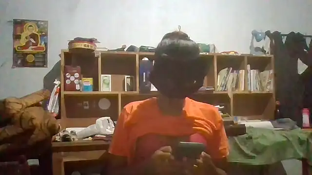 Nora-2003 online show from 04/08/26, 11:17