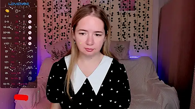 Snapshot of Evaa_Braunn chatting on 12/01/25, 02:12 Evaa Braunn online show from 12/01/25, 02:12