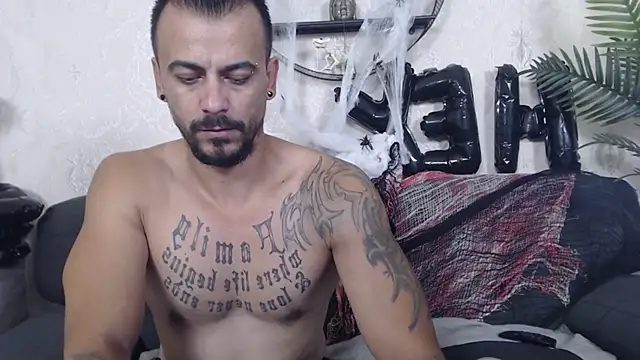 RyanVibe online show from 10/23/25, 11:42