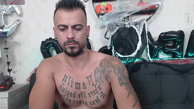 RyanVibe online show from 10/27/25, 04:19