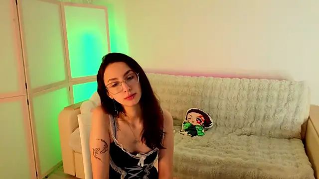 Snapshot of coochyy_ chatting on 10/11/25, 10:05 coochyy online show from 10/11/25, 10:05
